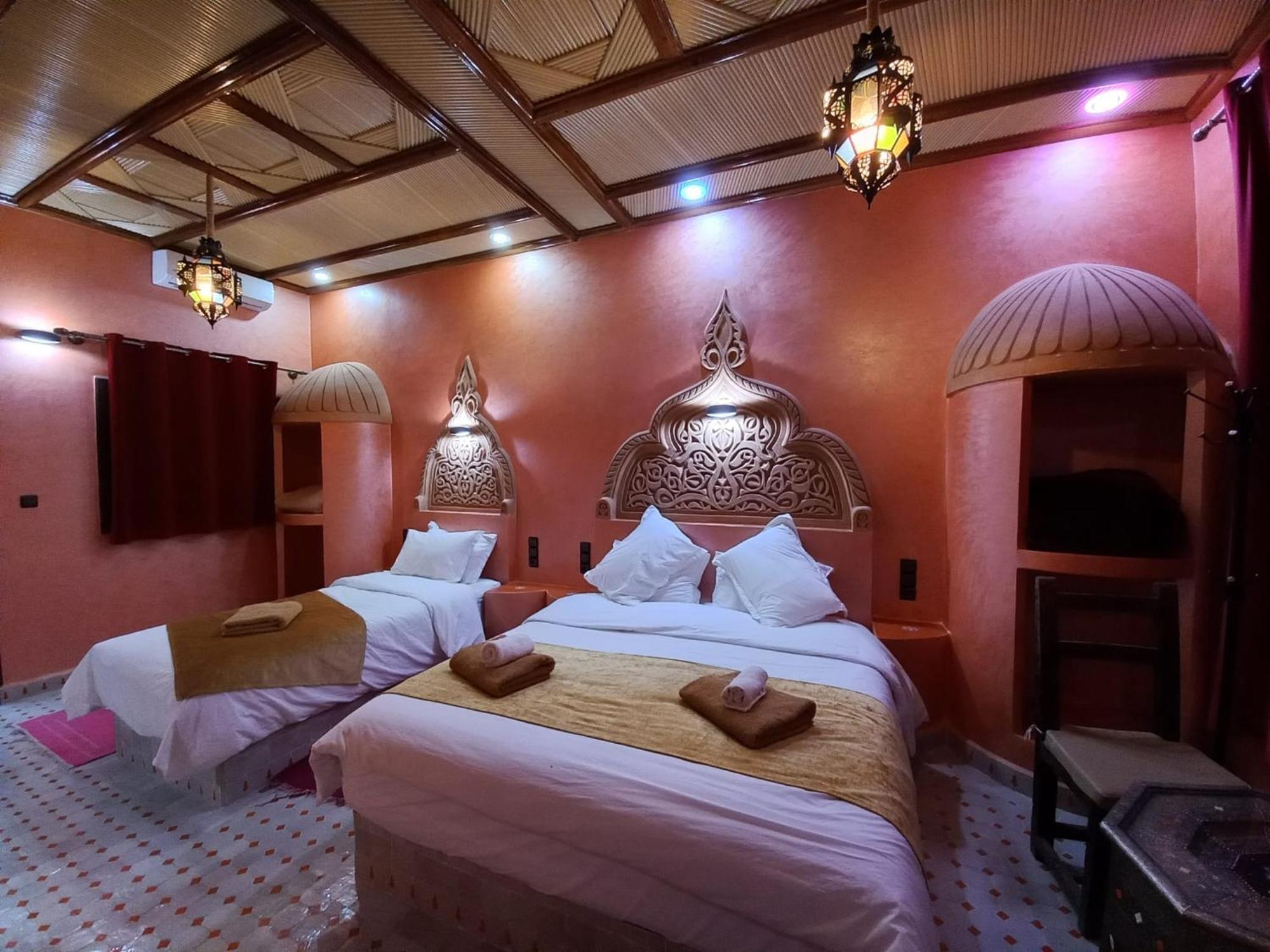 Kasbah Yasmina Hotel Lac Yasmins Ngoại thất bức ảnh